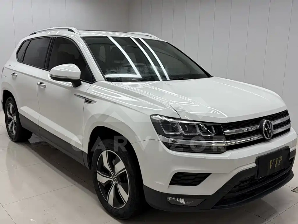 Volkswagen Tharu