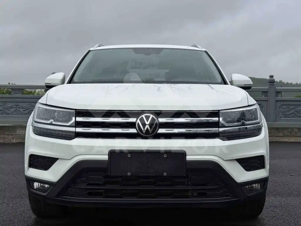 Volkswagen Tharu