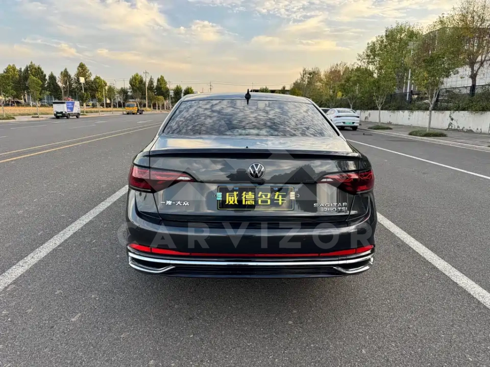 Volkswagen Sagitar