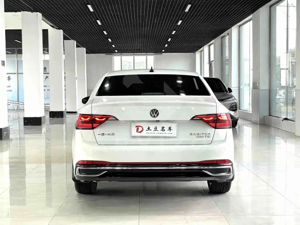 Volkswagen Sagitar
