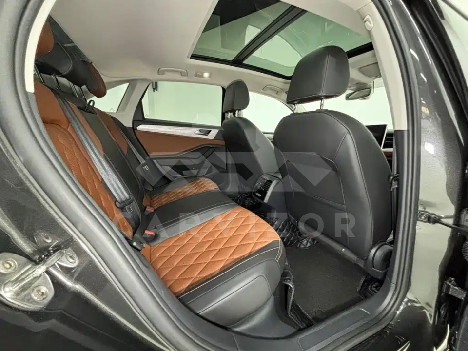 Volkswagen Sagitar