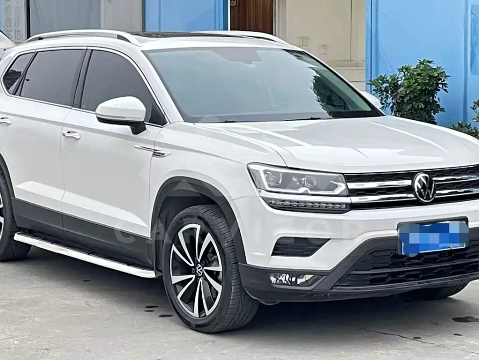 Volkswagen Tharu