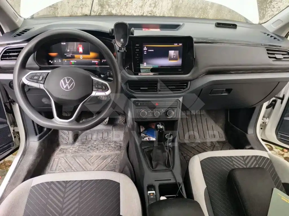 Volkswagen Tharu