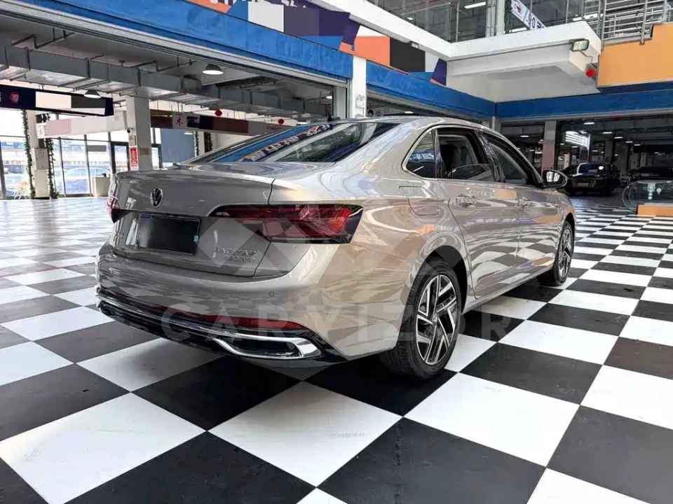 Volkswagen Sagitar