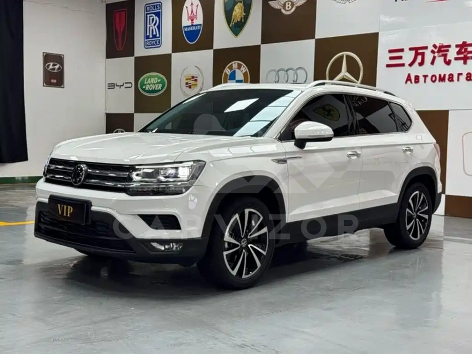 Volkswagen Tharu