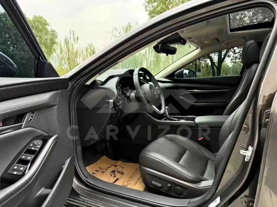 Mazda 3 Axela