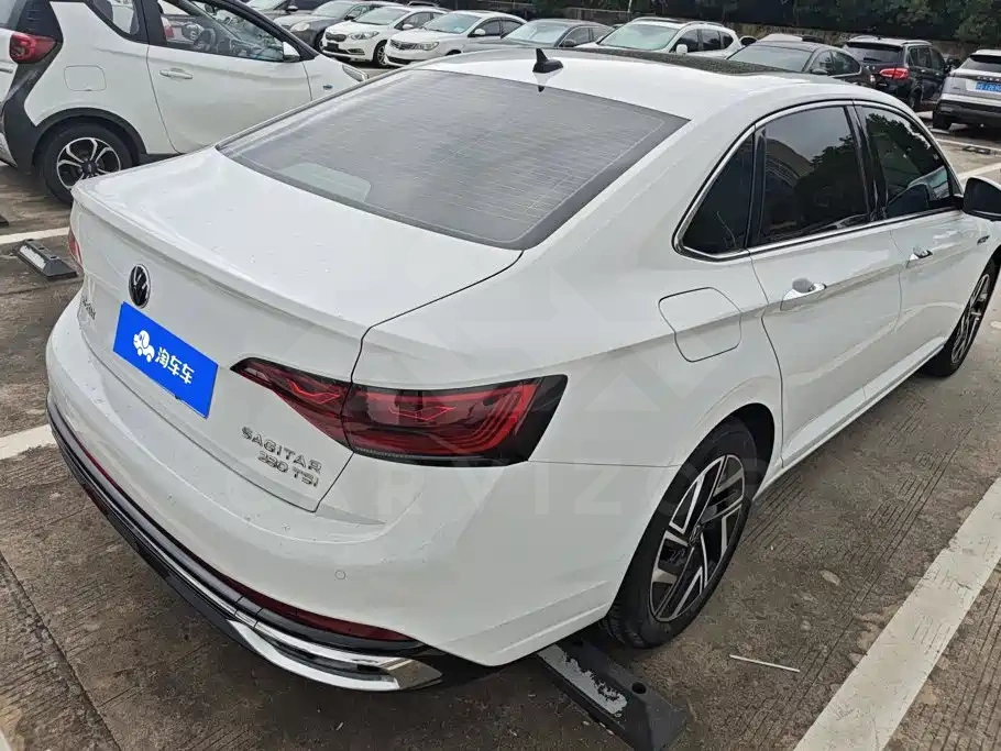 Volkswagen Sagitar