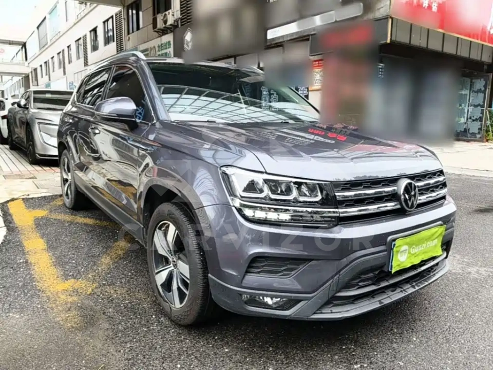 Volkswagen Tharu