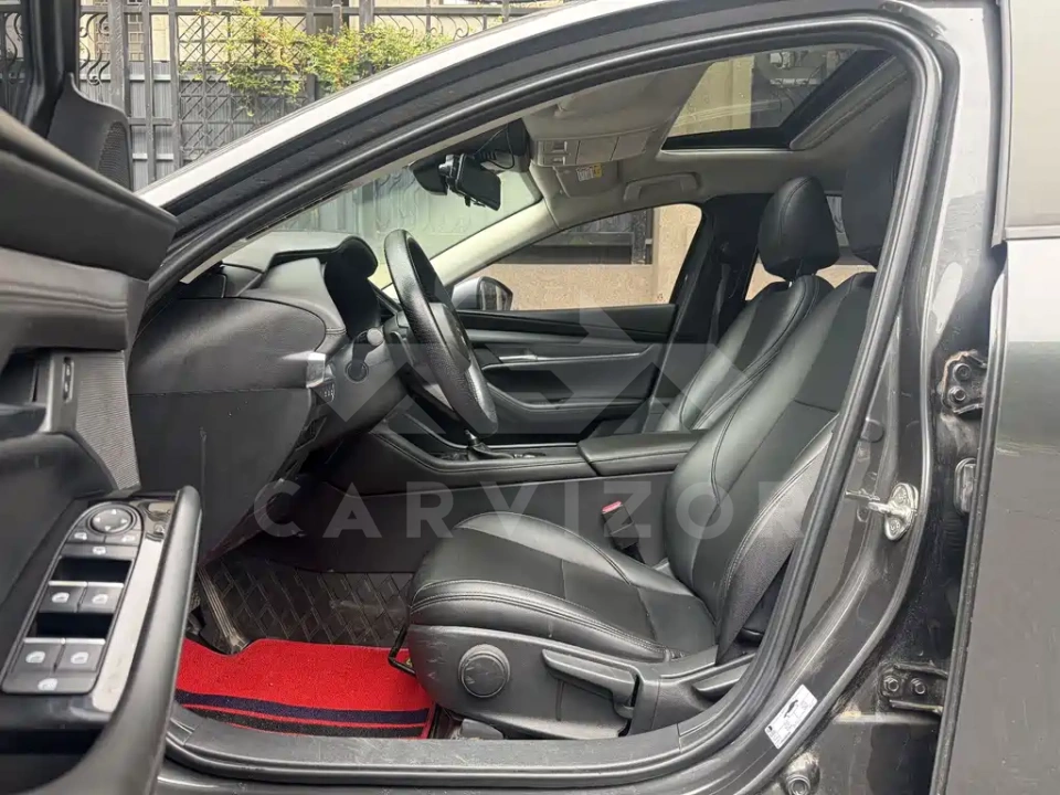 Mazda 3 Axela