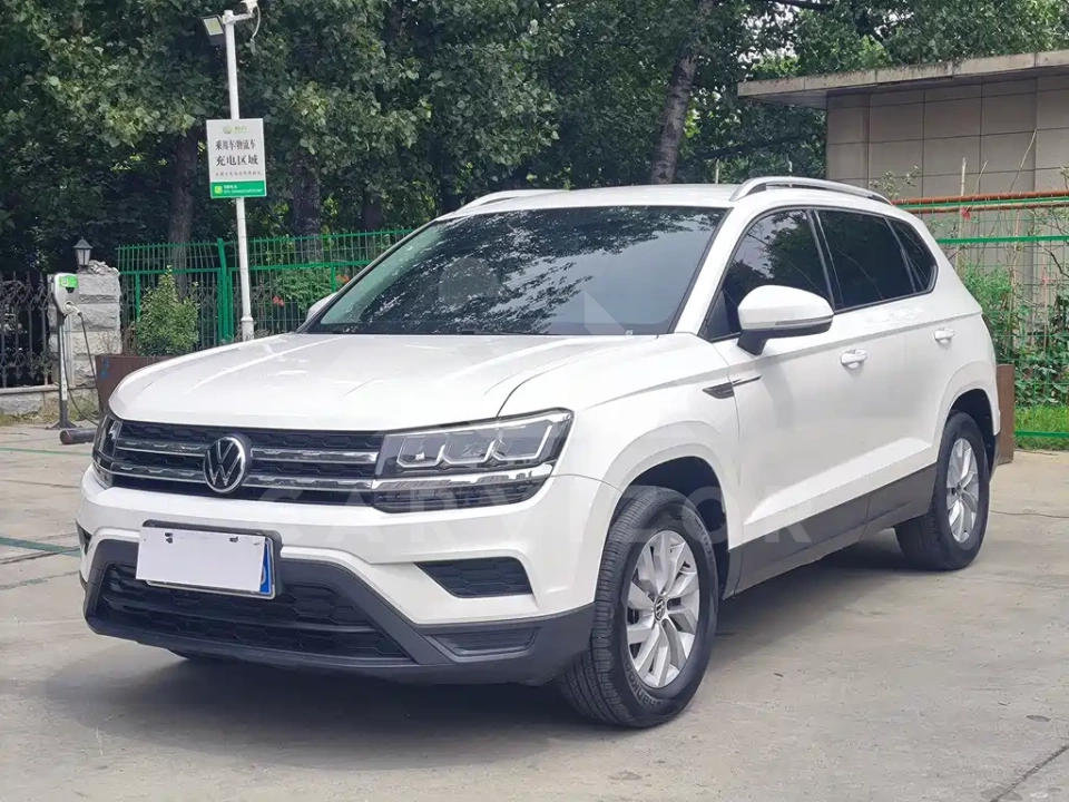 Volkswagen Tharu