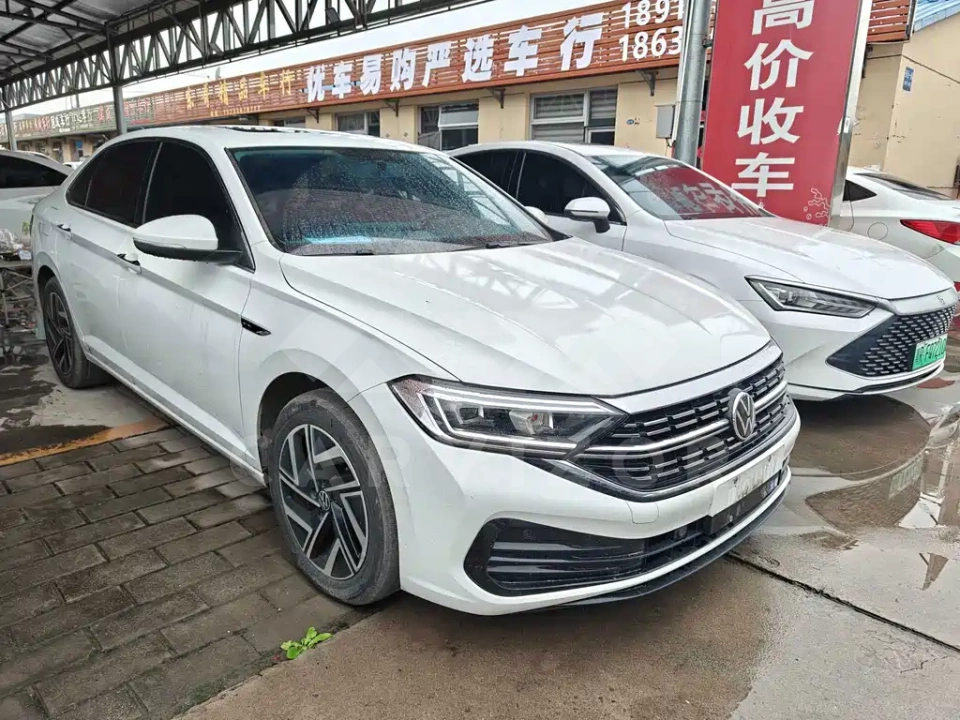 Volkswagen Sagitar