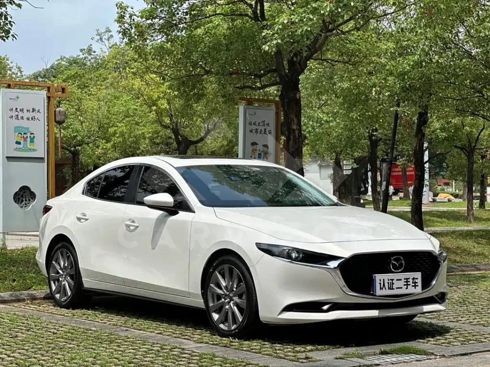 Mazda 3 Axela