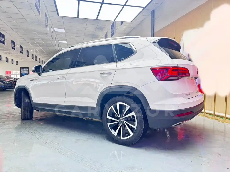 Volkswagen Tharu