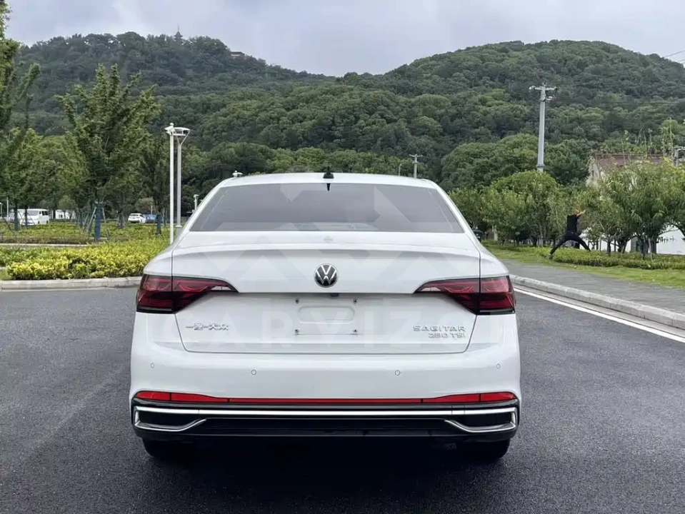 Volkswagen Sagitar
