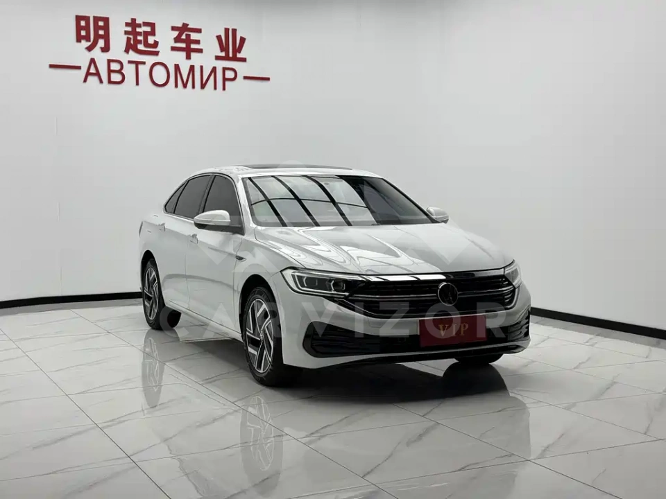 Volkswagen Sagitar