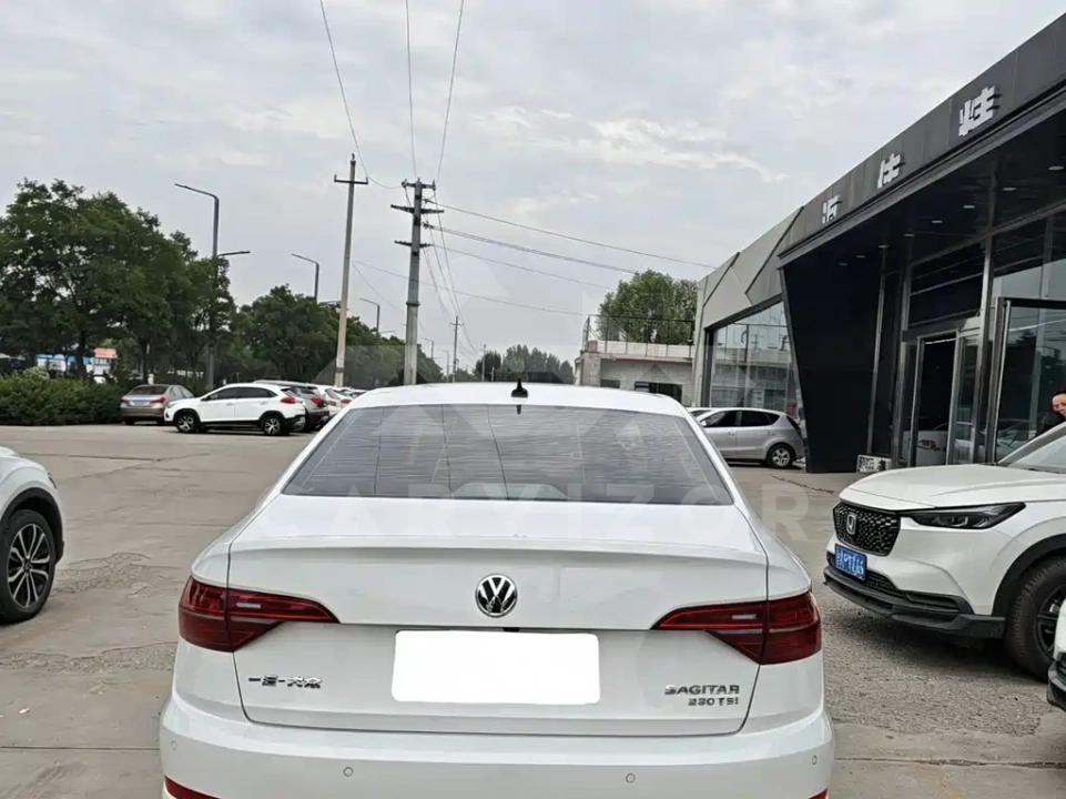 Volkswagen Sagitar
