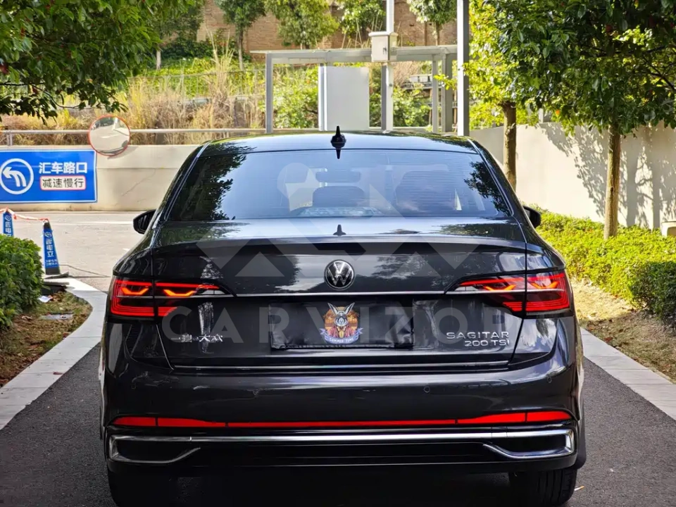 Volkswagen Sagitar