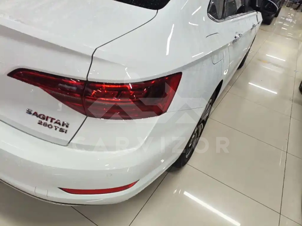 Volkswagen Sagitar
