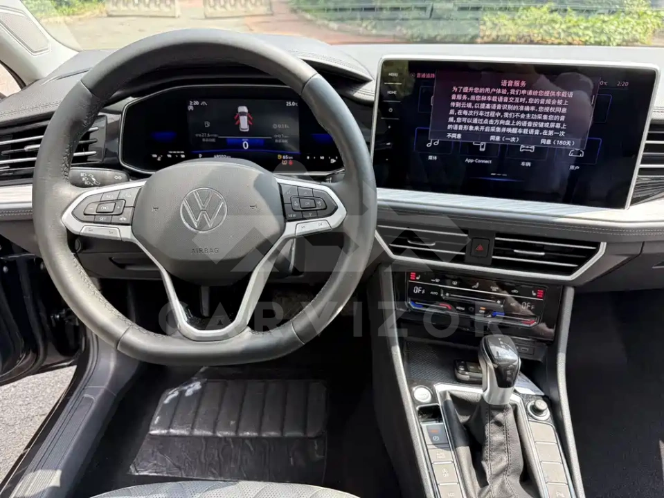 Volkswagen Sagitar