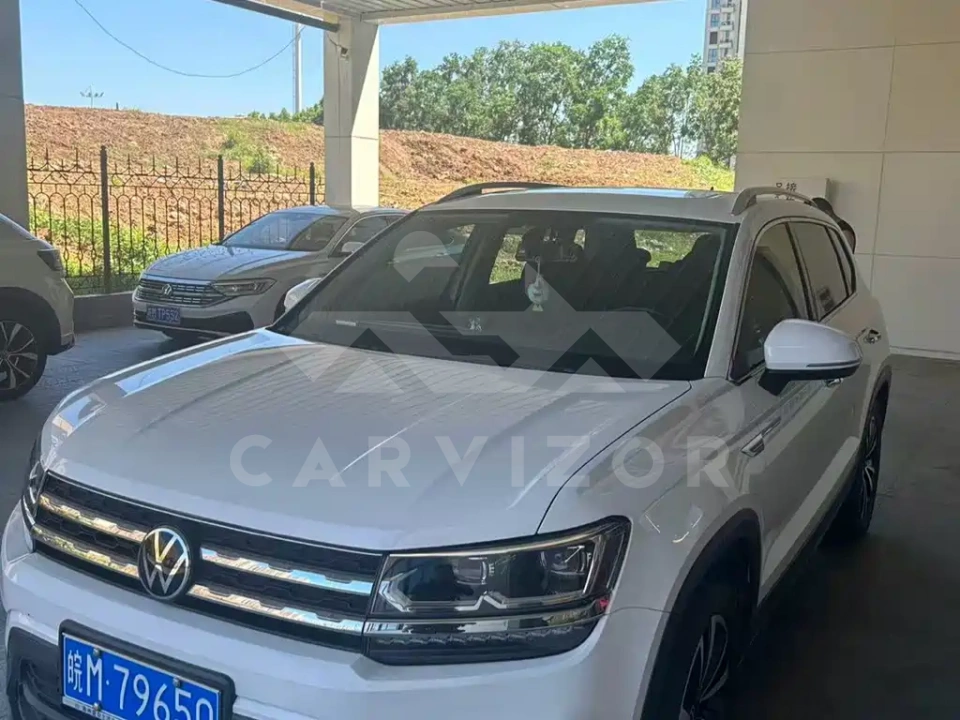 Volkswagen Tharu