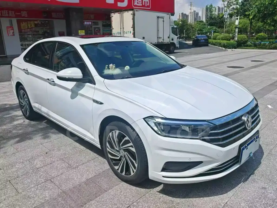 Volkswagen Sagitar
