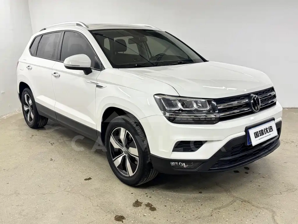 Volkswagen Tharu