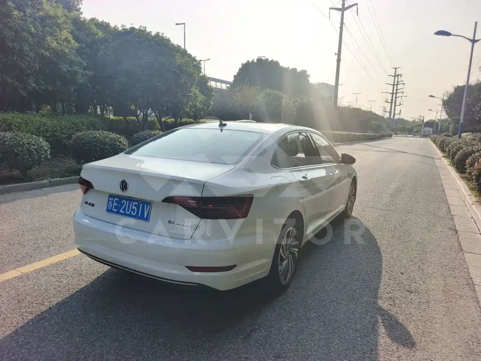 Volkswagen Sagitar
