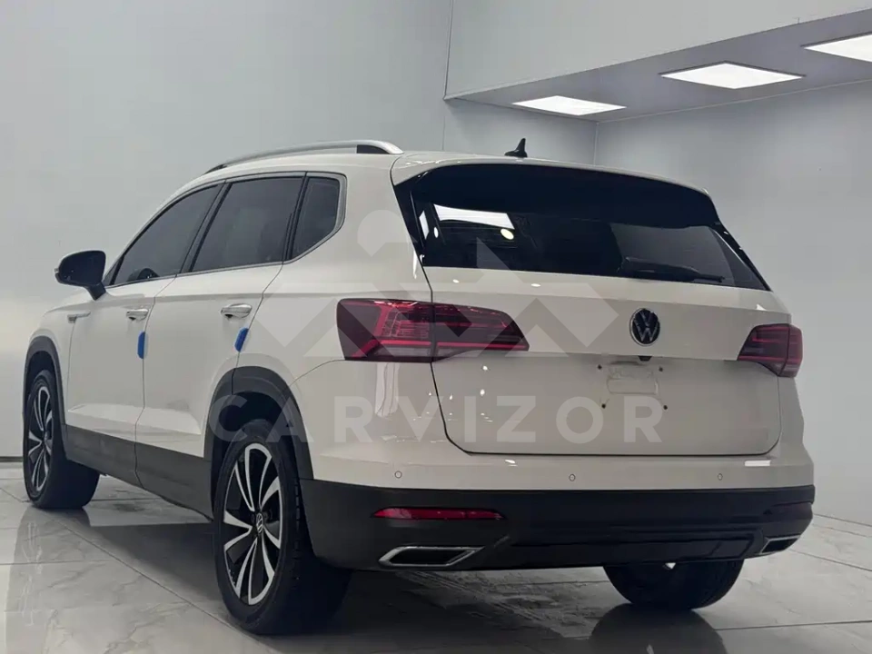 Volkswagen Tharu