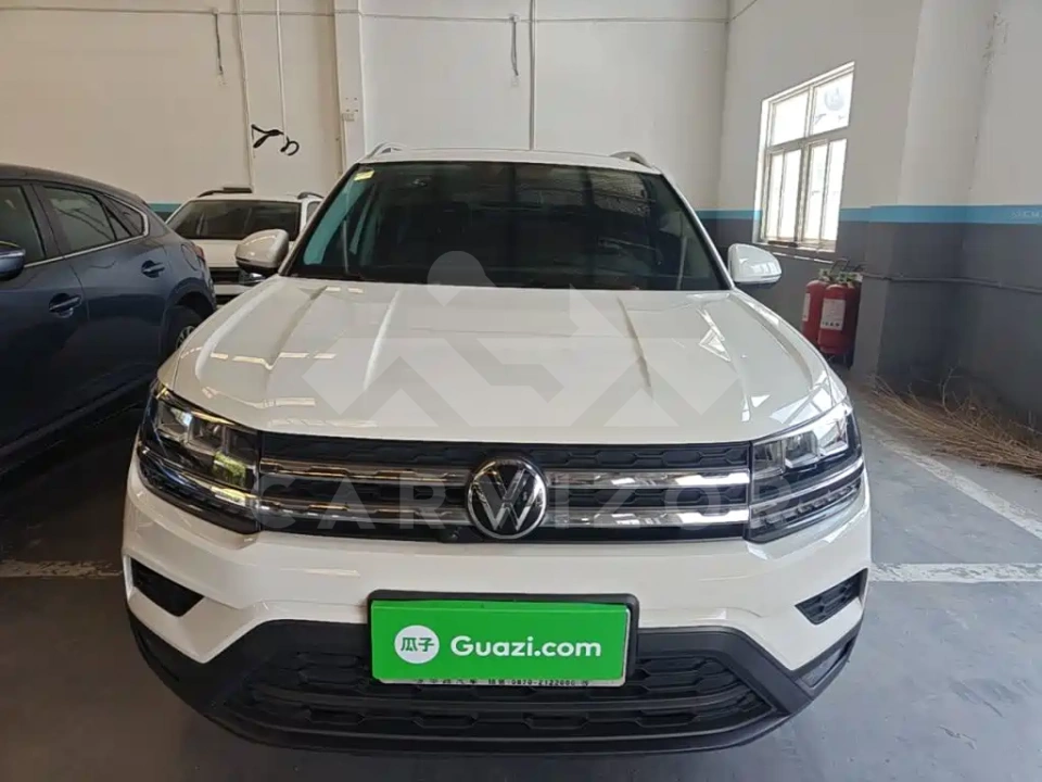 Volkswagen Tharu