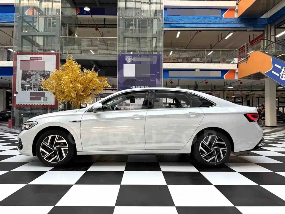 Volkswagen Sagitar