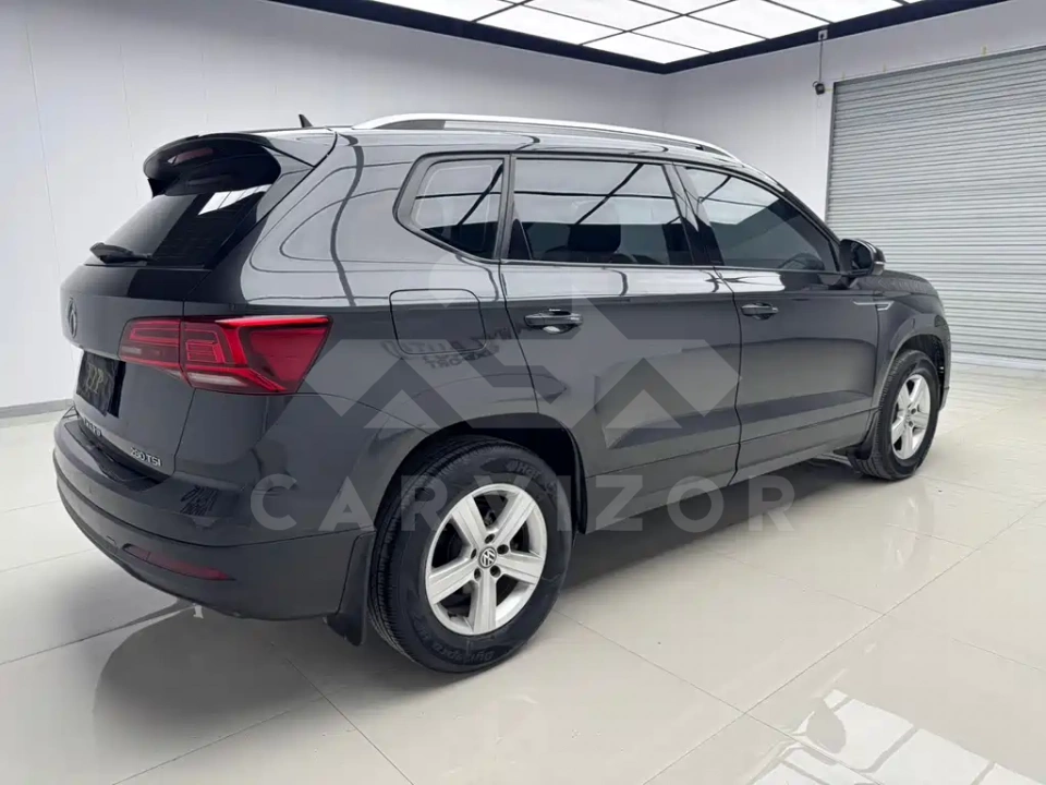 Volkswagen Tharu