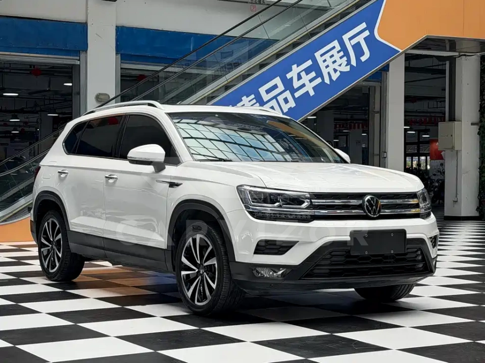 Volkswagen Tharu