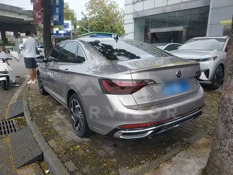 Volkswagen Sagitar
