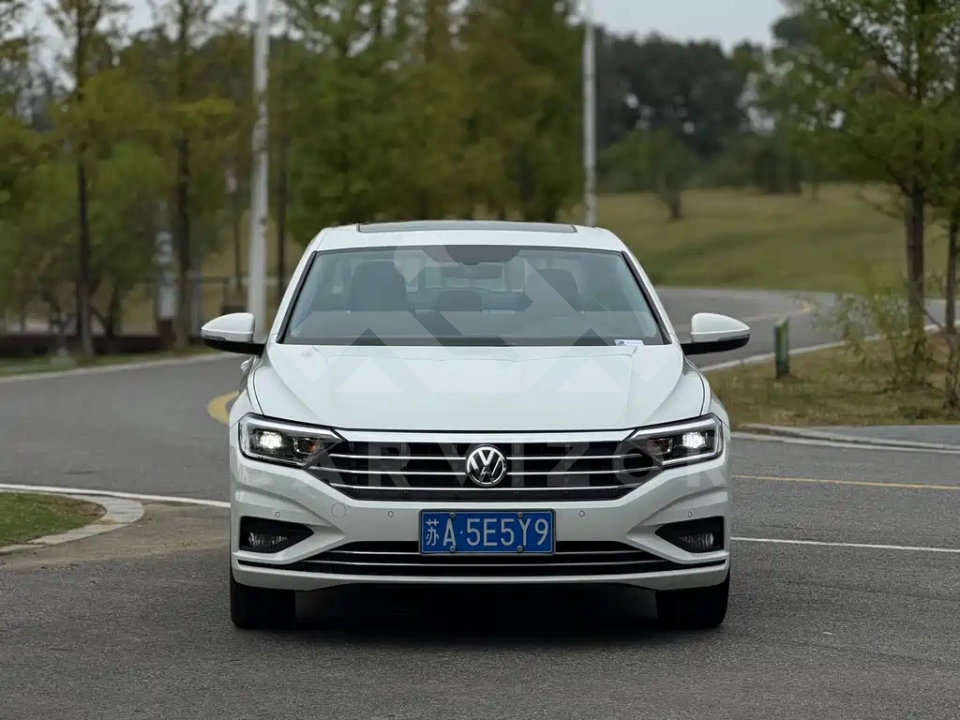 Volkswagen Sagitar