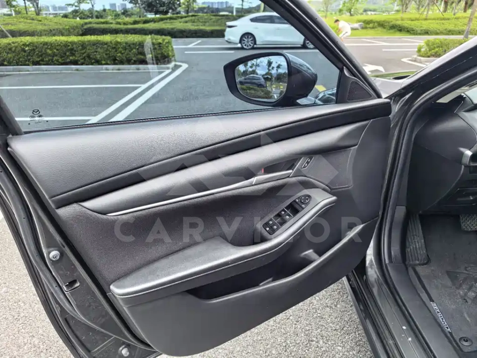 Mazda 3 Axela