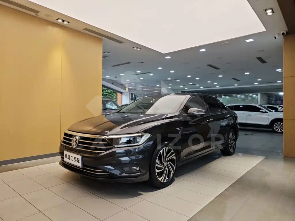 Volkswagen Sagitar