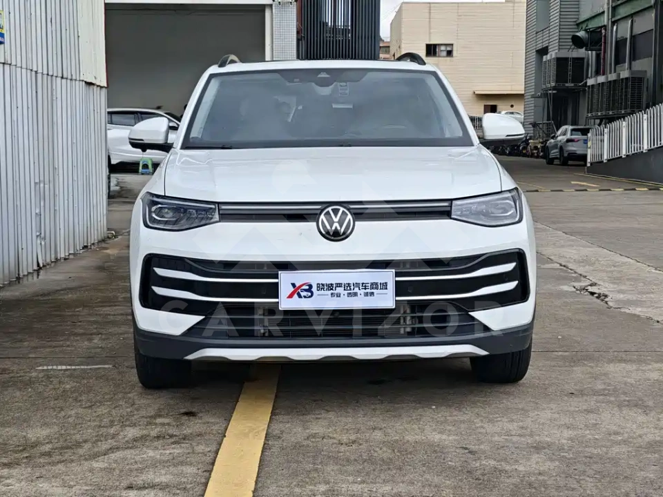 Volkswagen Tharu