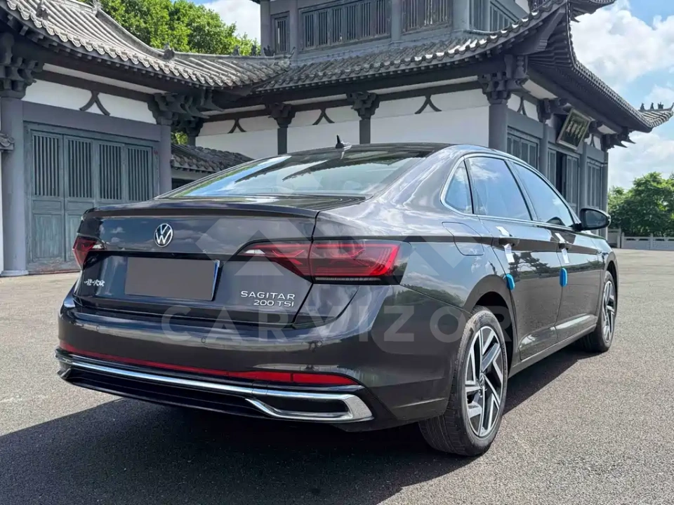 Volkswagen Sagitar