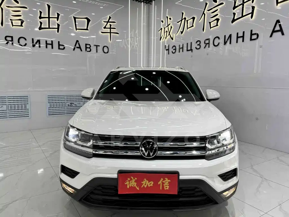 Volkswagen Tharu