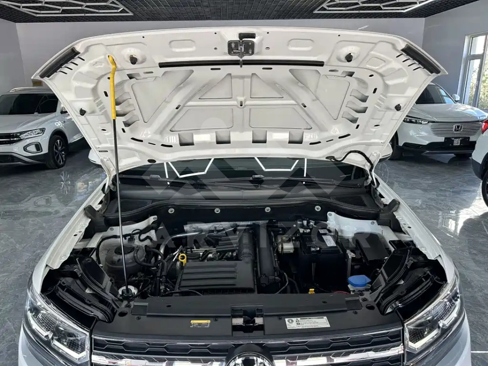 Volkswagen Tharu