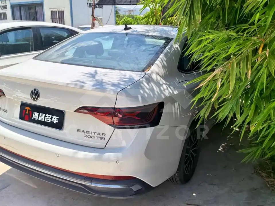Volkswagen Sagitar