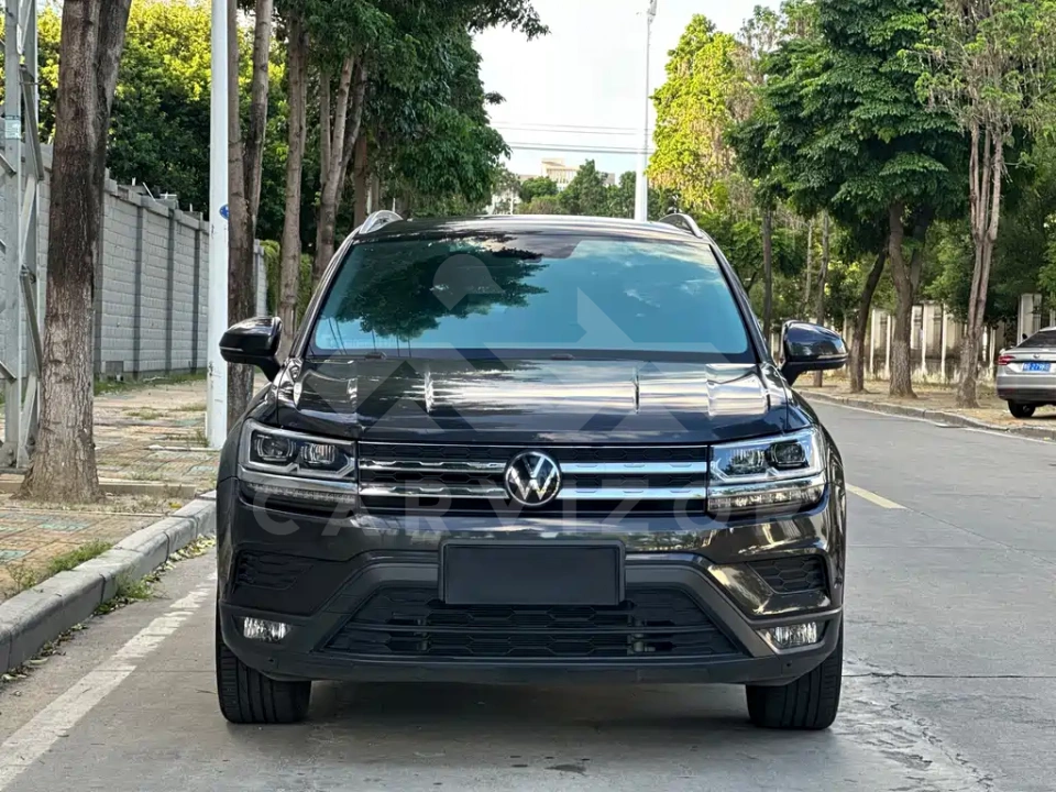 Volkswagen Tharu