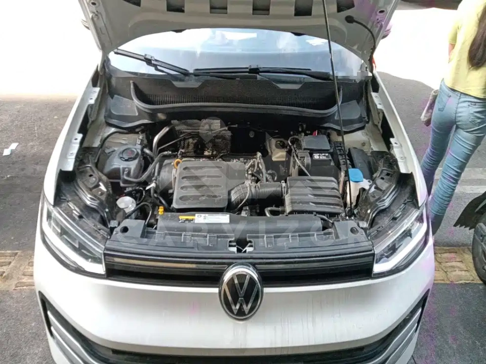 Volkswagen Tharu