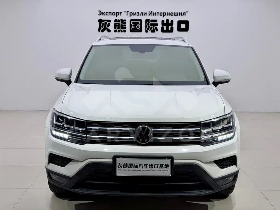 Volkswagen Tharu