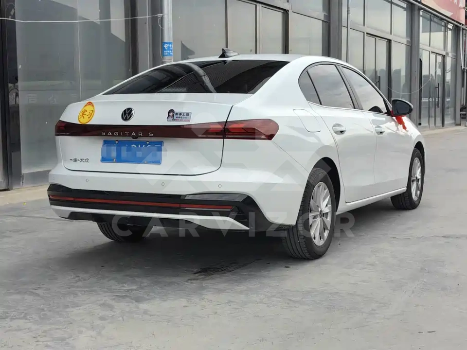 Volkswagen Sagitar
