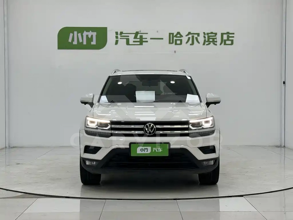 Volkswagen Tharu