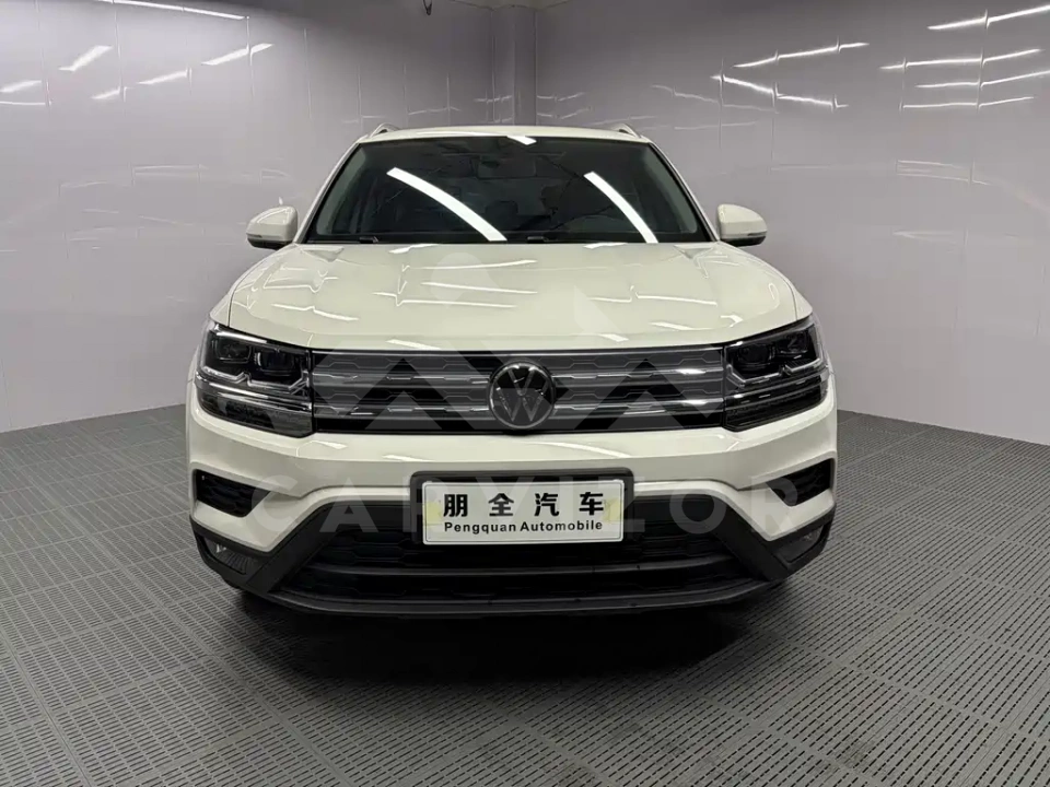 Volkswagen Tharu