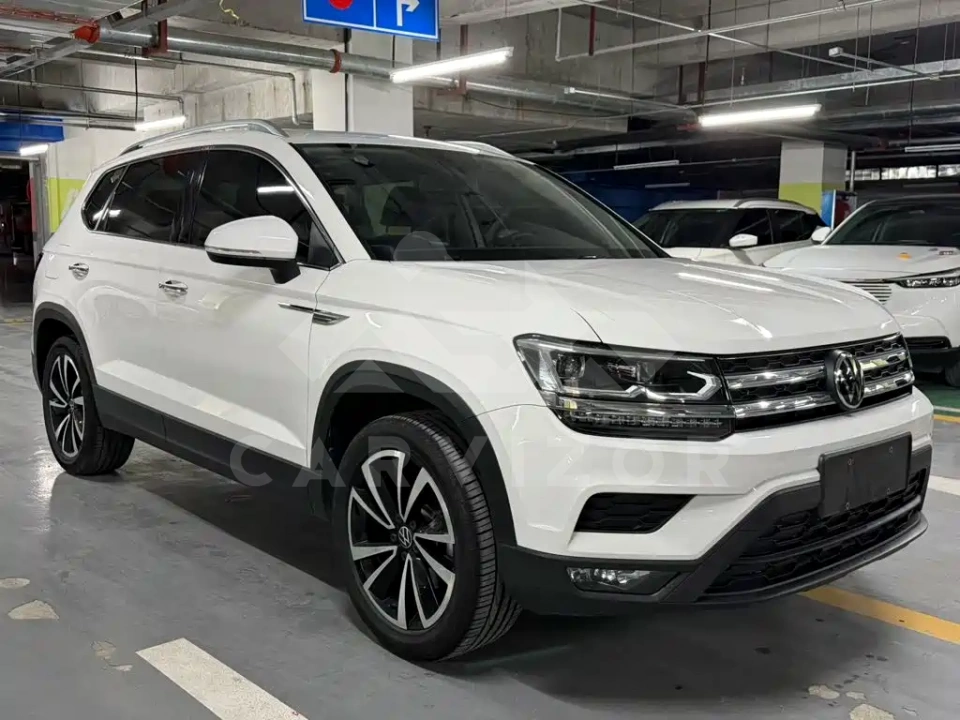 Volkswagen Tharu
