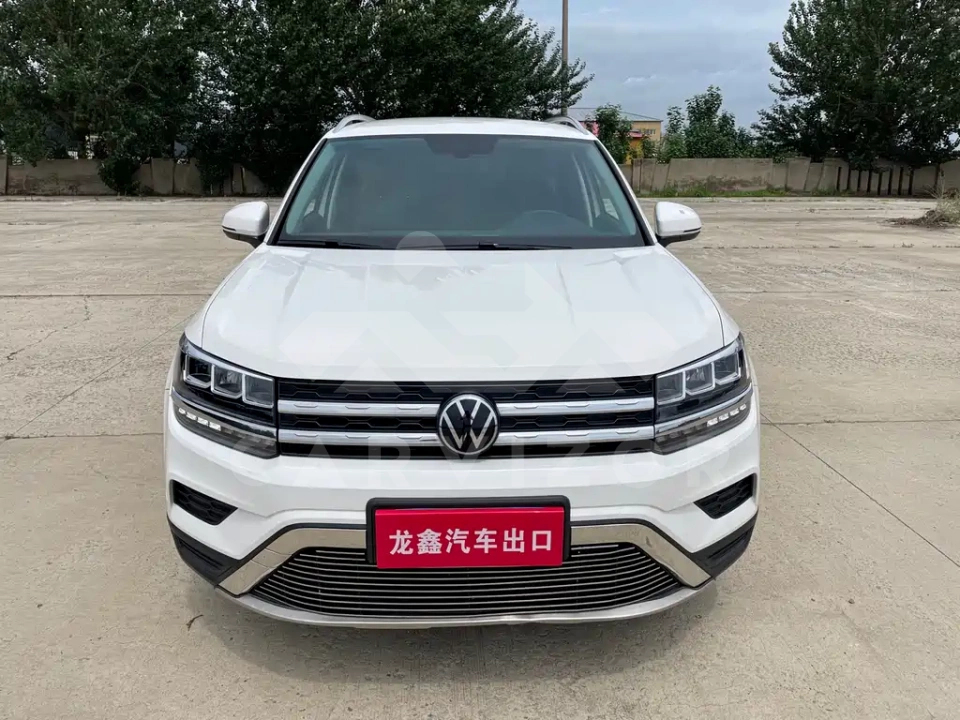 Volkswagen Tharu
