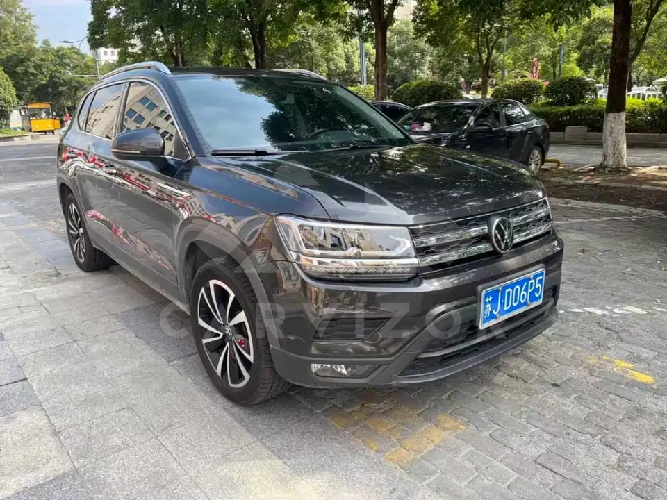 Volkswagen Tharu